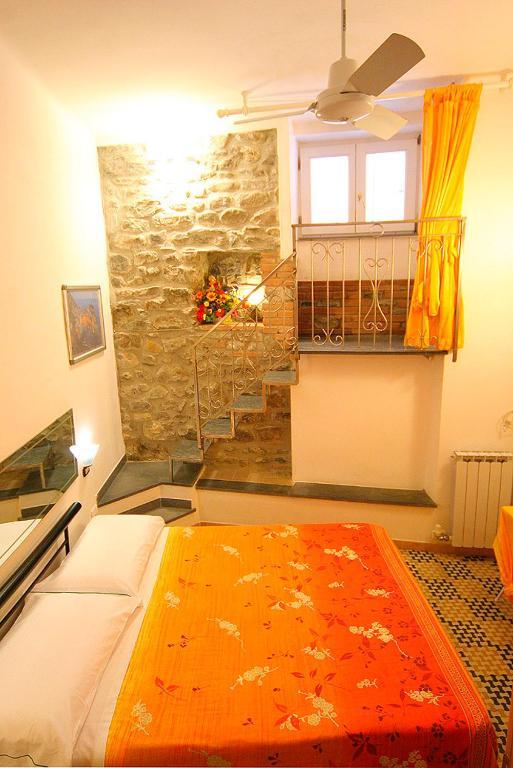 Francamaria Rooms Vernazza Phòng bức ảnh